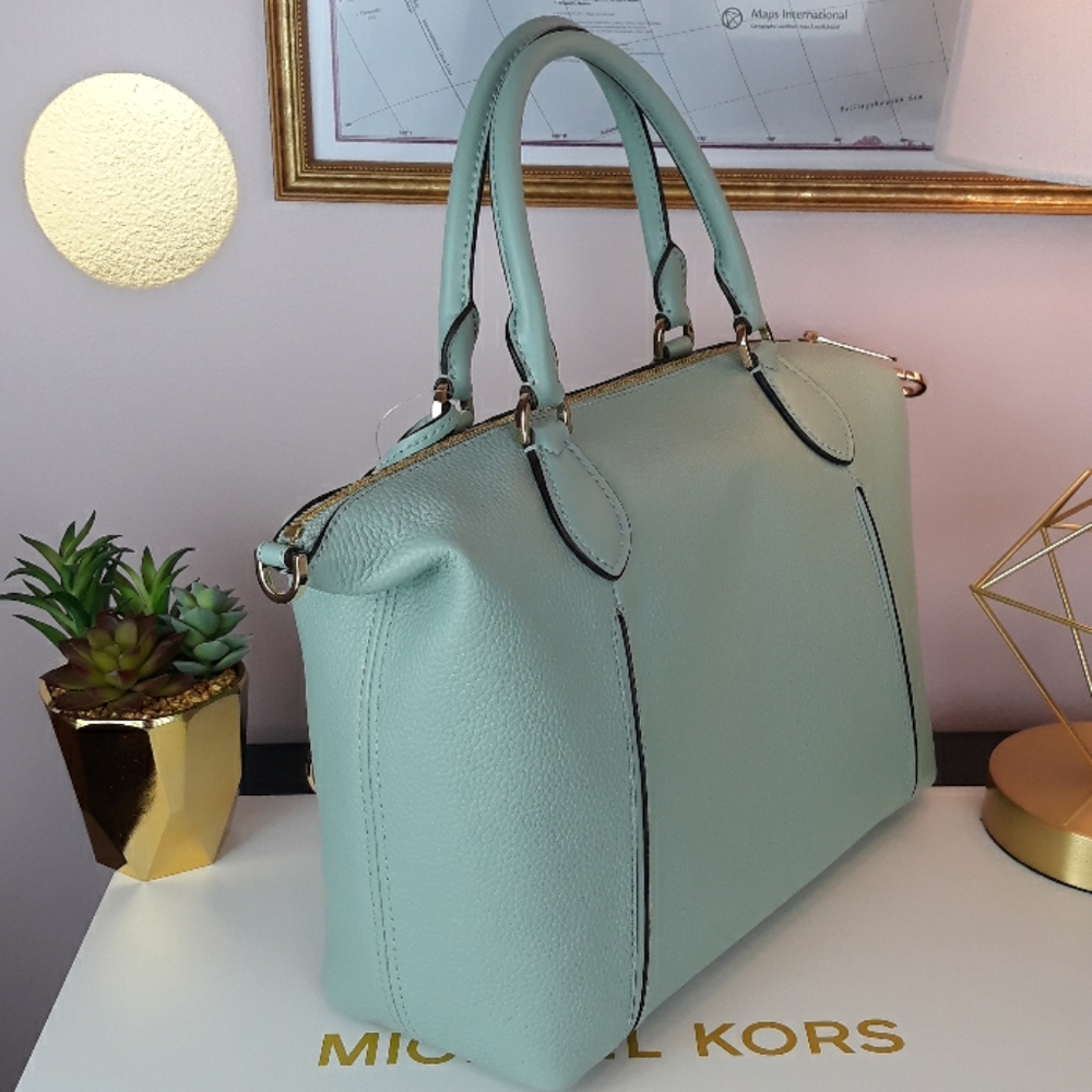 💕NEW STYLE & COLOR Michael Kors Pebble Leather - Picture 2 of 8